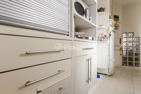 Image 9 - 870594