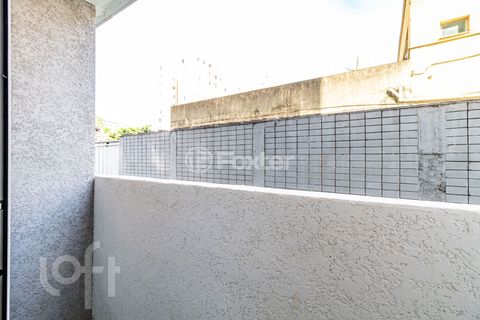 Image 7 - 870667