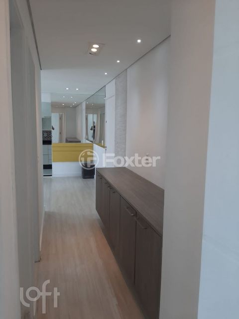 Image 7 - 870668