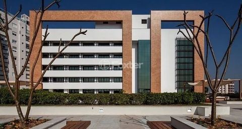 Image 8 - 870711