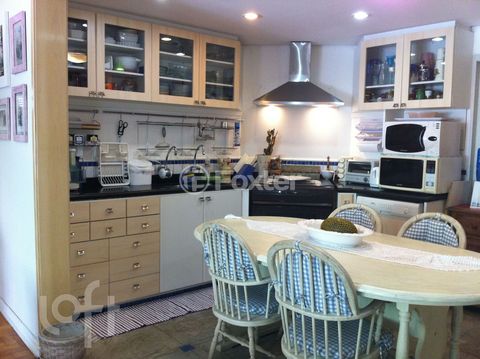 Image 3 - 870718