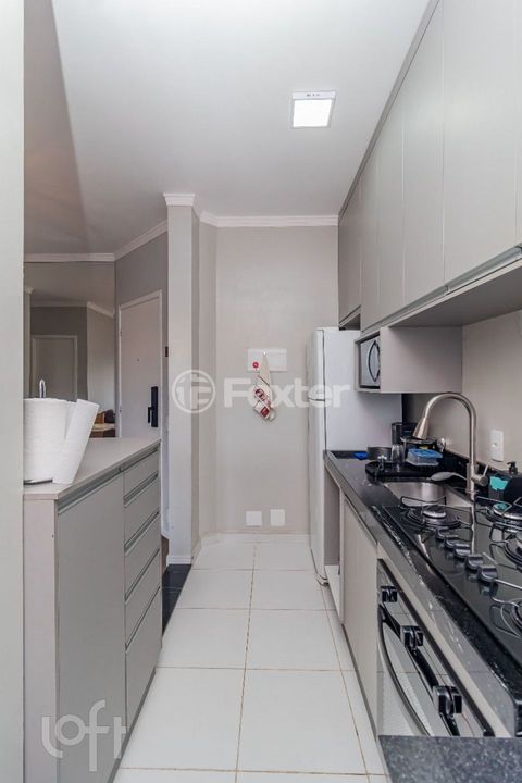Image 8 - 870724