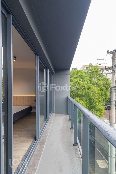 Image 7 - 870726