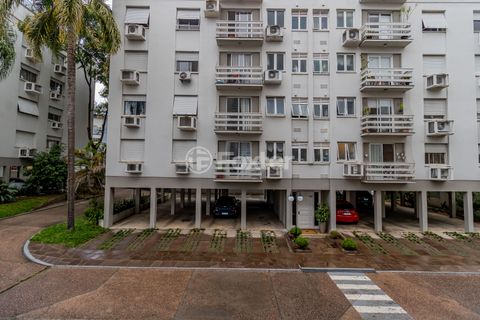 Image 6 - 870748