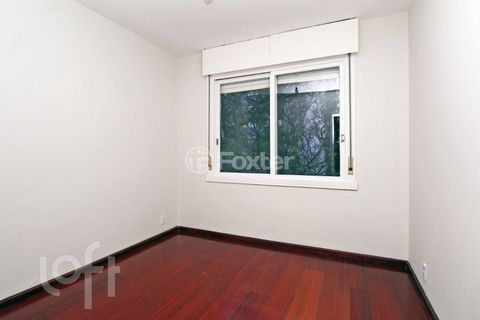 Image 7 - 870750