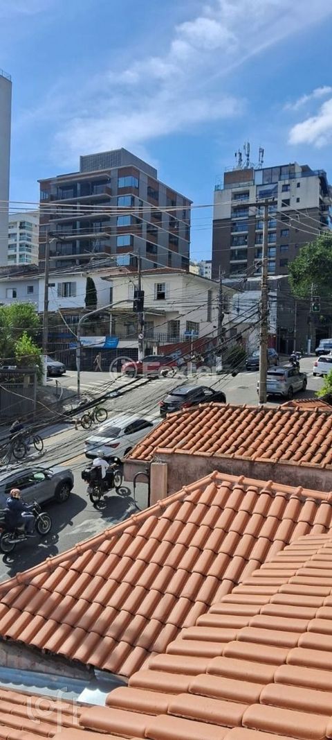 Image 7 - 870756
