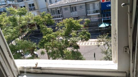 Image 10 - 870759