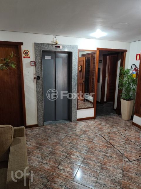 Image 9 - 870768