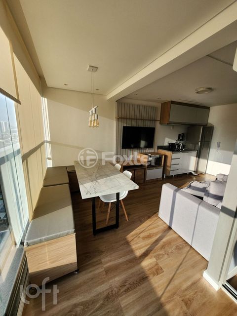 Image 2 - 870771