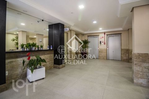 Image 3 - 870780