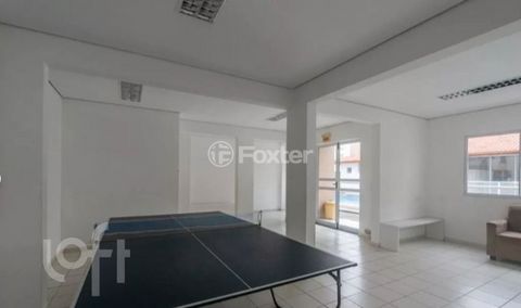Image 8 - 870809