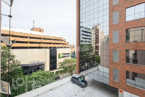 Image 13 - 870814
