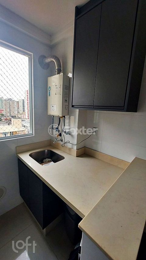 Image 8 - 870824