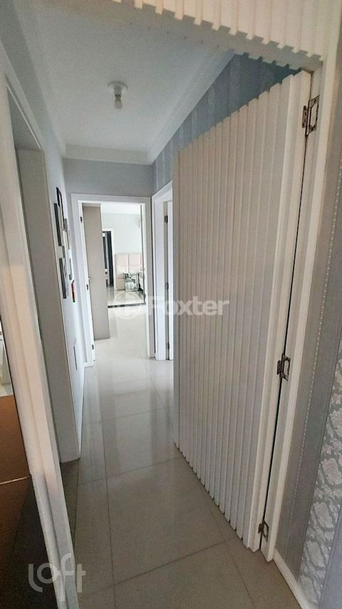 Image 9 - 870824
