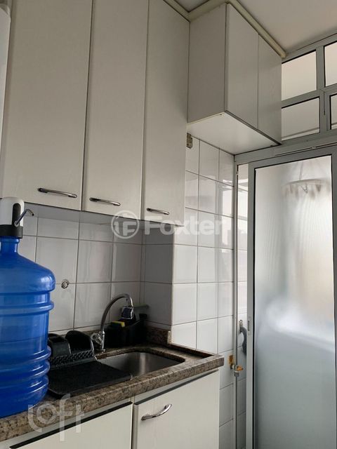 Image 6 - 870841