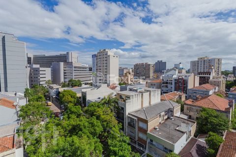 Image 10 - 870868