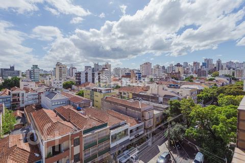 Image 11 - 870868