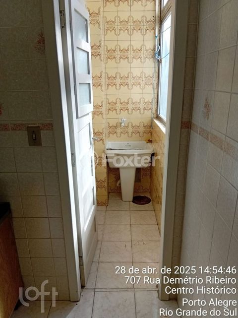 Image 2 - 870874