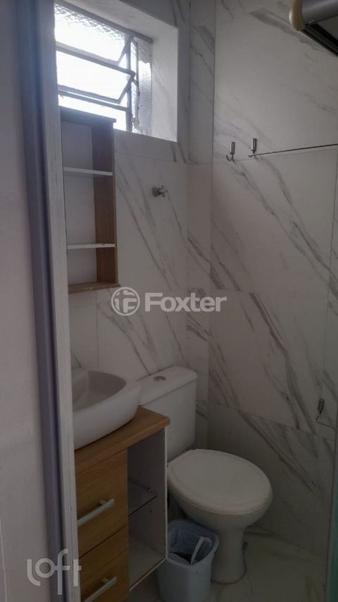 Image 7 - 870877