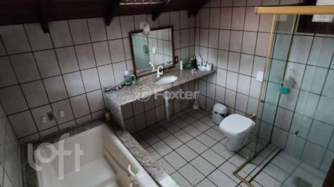 Image 7 - 870878