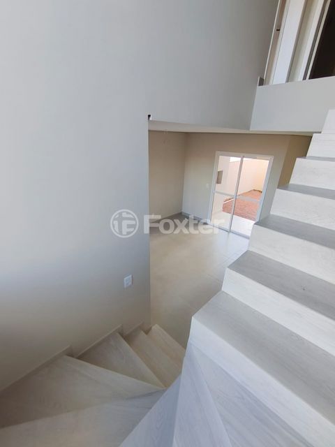 Image 9 - 870902