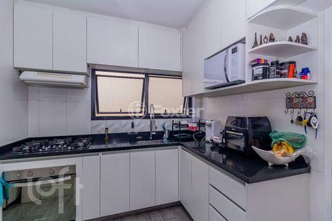 Image 3 - 870931