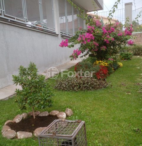 Image 4 - 870935