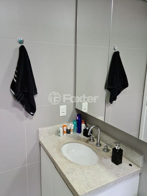 Image 7 - 870967