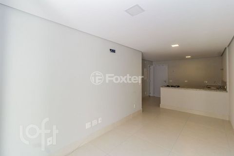 Image 7 - 870991