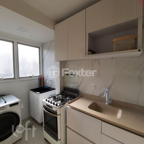 Image 2 - 871004