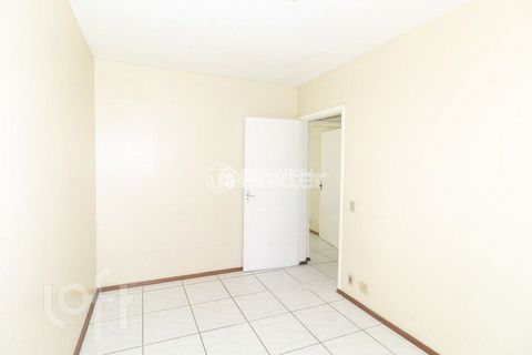 Image 4 - 871009