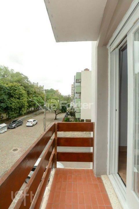 Image 10 - 871065