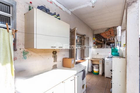 Image 19 - 871077