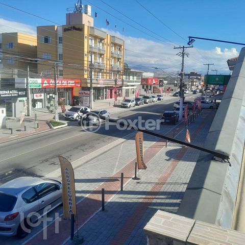 Image 1 - 871145