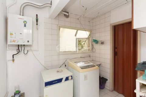 Image 19 - 871157