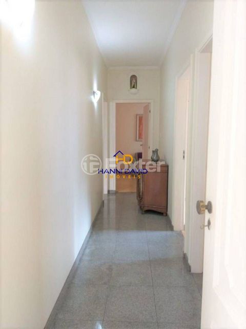 Image 8 - 871161