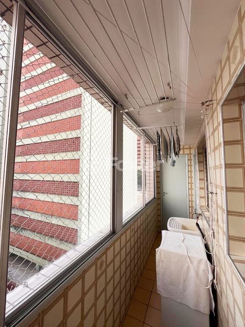 Image 7 - 871266