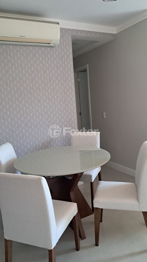 Image 7 - 871331