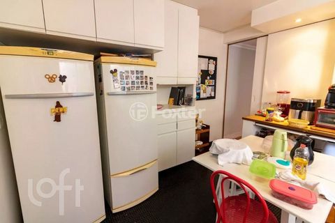 Image 9 - 871353