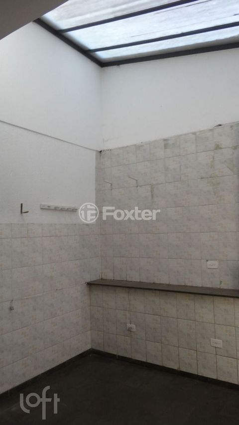 Image 4 - 871374