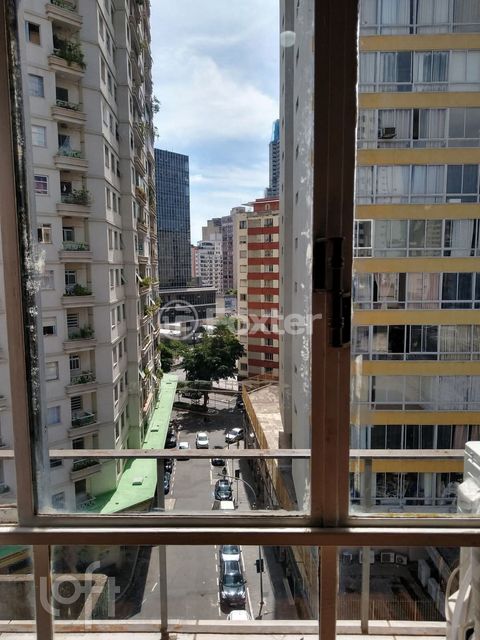 Image 7 - 871389