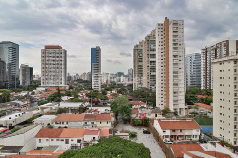Image 9 - 871421