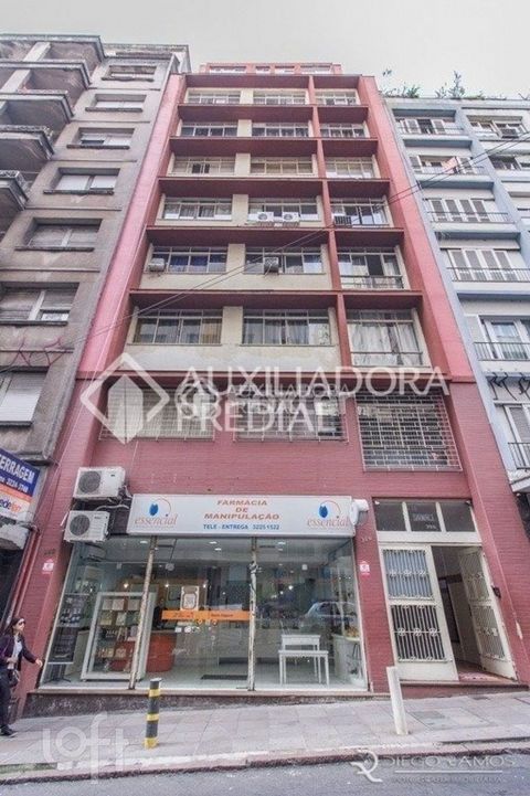 Image 5 - 871445