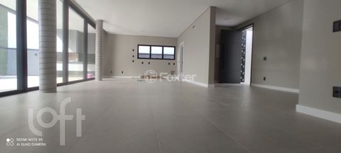 Image 4 - 871494