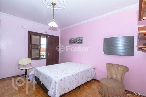 Image 19 - 871505