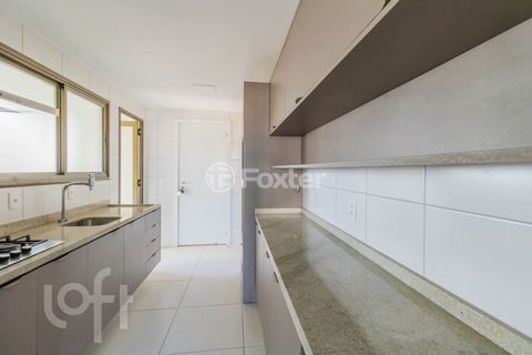 Image 17 - 871514