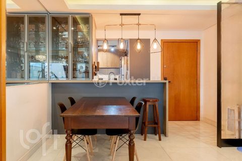 Image 1 - 871576