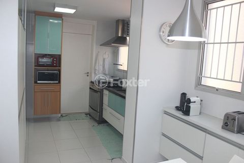 Image 7 - 871595