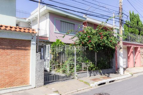 Image 1 - 871601