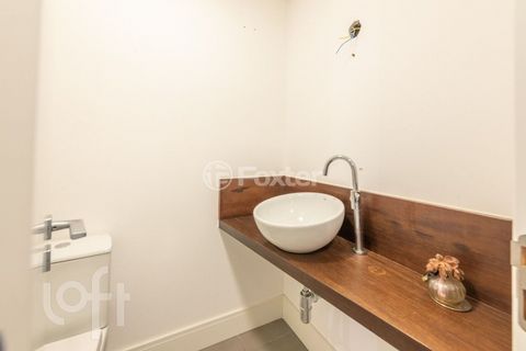 Image 7 - 871748